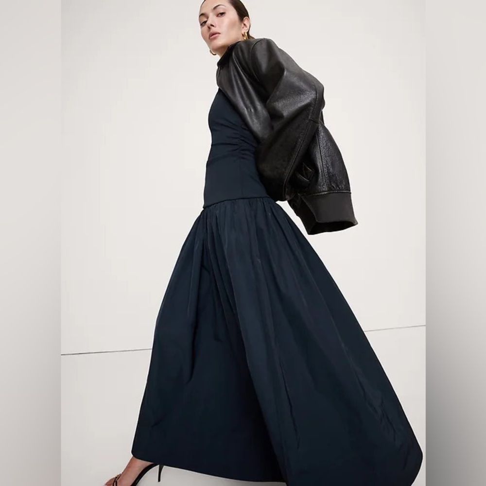 NWT! Banana Republic Jersey & Taffeta Mixed Media Halter Maxi Dress - #852081 - Picture 3 of 4